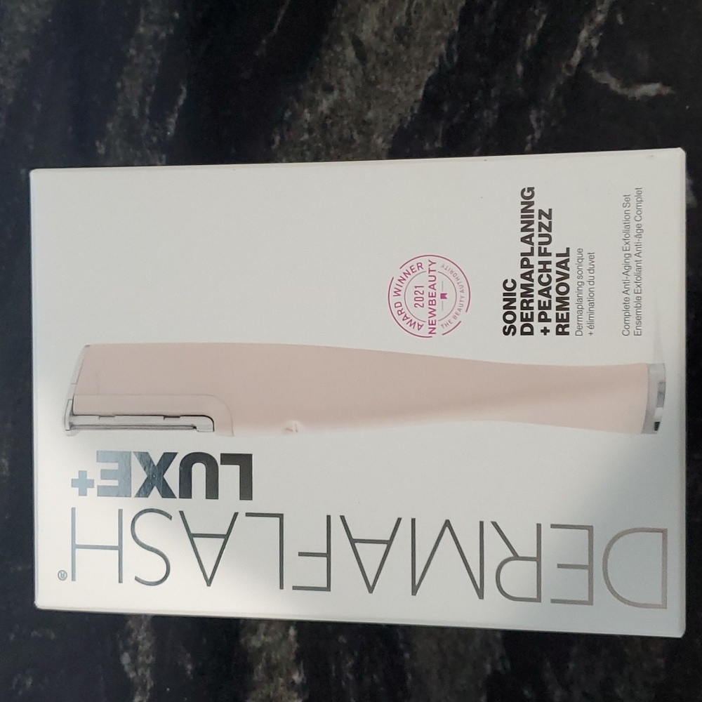 DERMAFLASH LUXE+ UPC# 850017077225